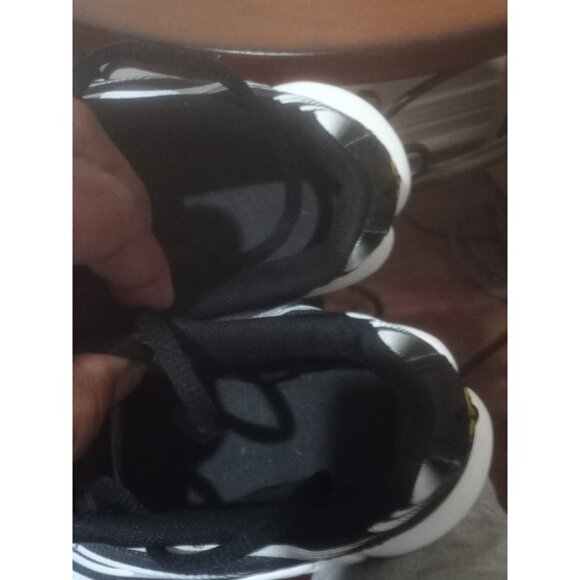 Nike Air Max Plus (GS) 655020-077 Black/White Size 5.5Y Women's Size 7 - Picture 11 of 11